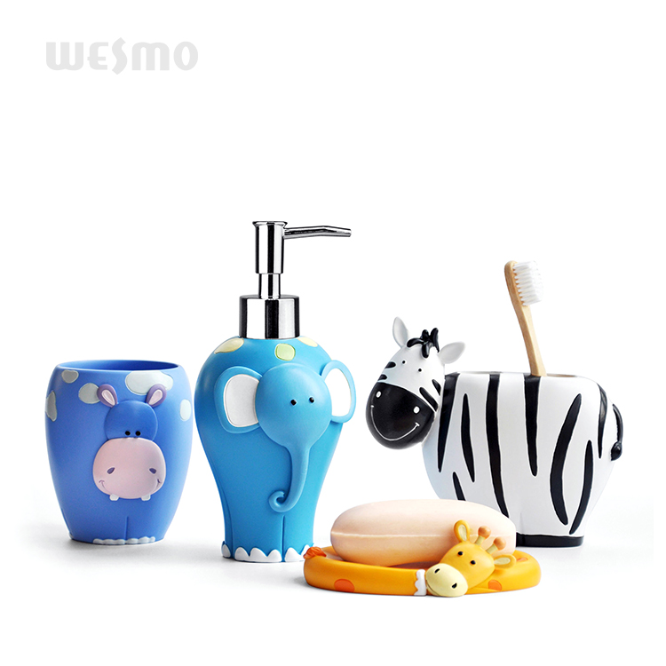 Colorful Animals Four-piece Polyresin Sanitary Ware Bathroom Accessories For Children